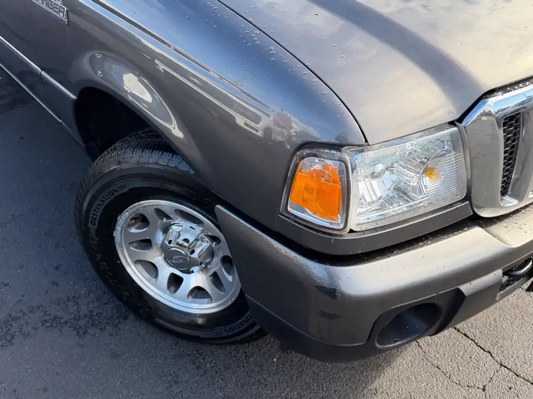 2010 Ford Ranger XLT - Image 2