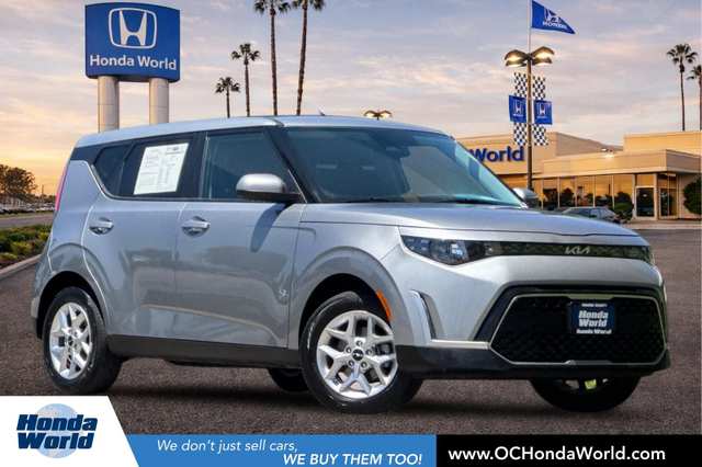 2025 Kia Soul LX