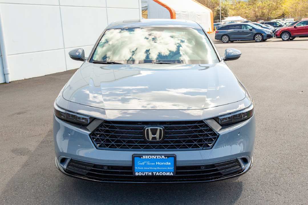 2026 Honda Accord Hybrid EXL - Image 3