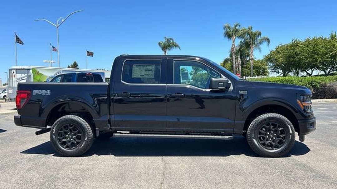 2026 Ford F-150 XLT - Image 2