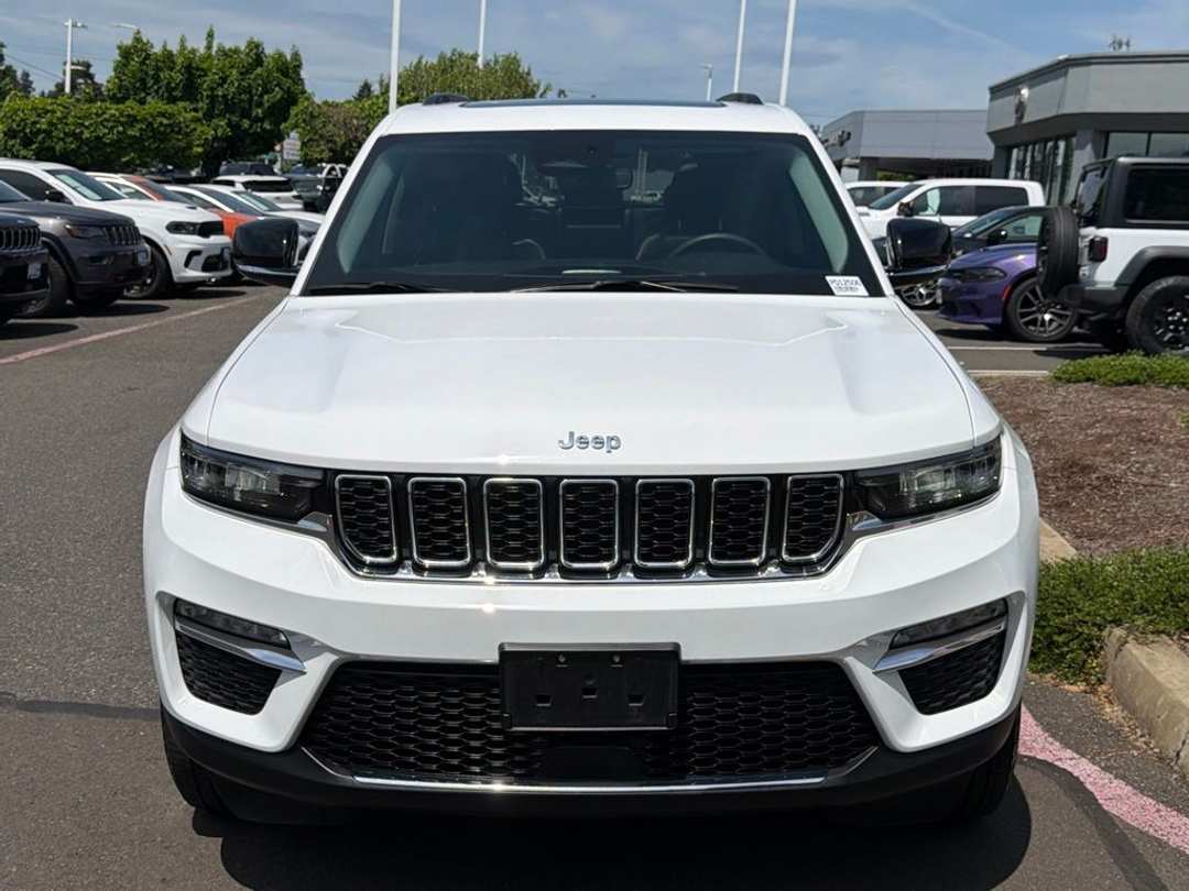 2023 Jeep Grand Cherokee 4xe - Image 3