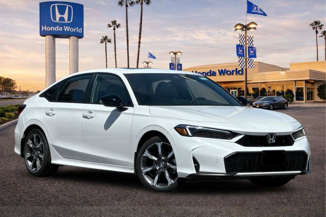 2026 Honda Civic Hybrid Sport Touring - Image 2