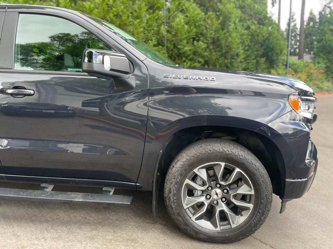 2024 Chevrolet Silverado 1500 RST - Image 2