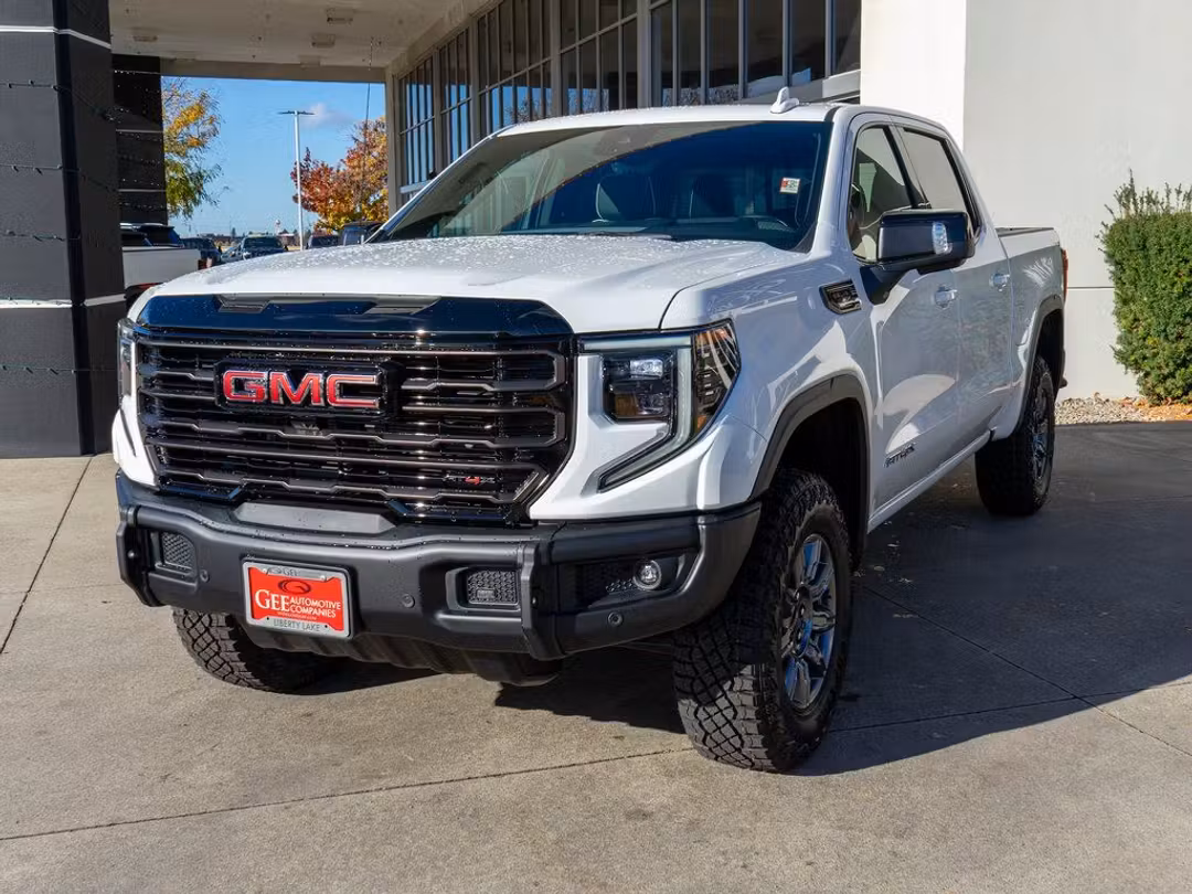 2026 GMC Sierra 1500 AT4X - Image 3