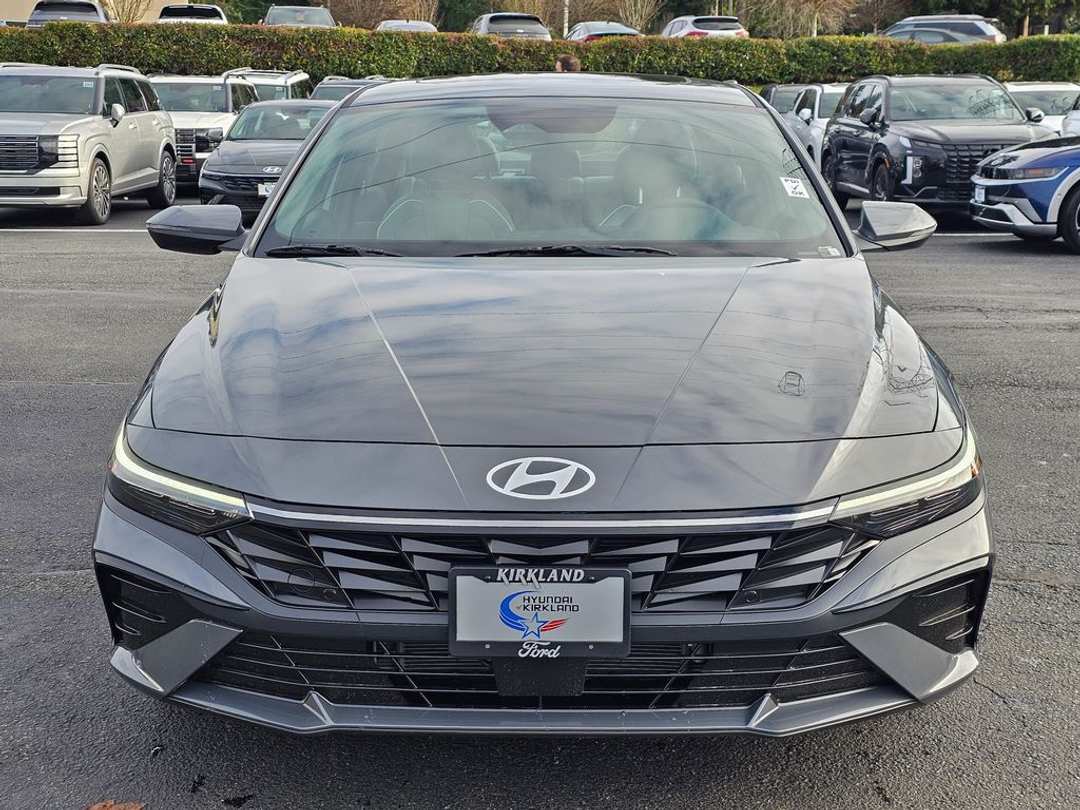 2026 Hyundai Elantra Hybrid Limited - Image 2