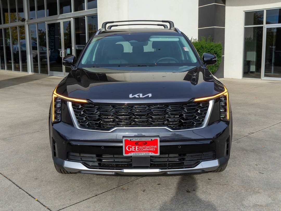 2026 Kia Sorento S - Image 2