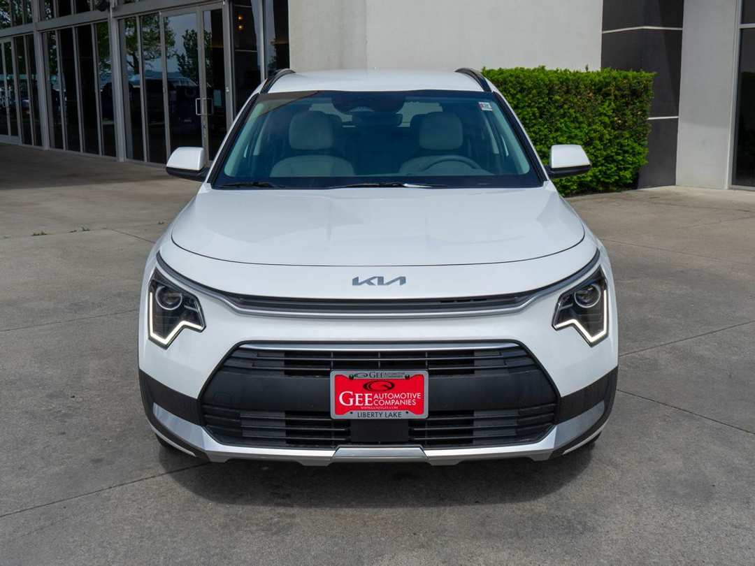 2026 Kia Niro EX - Image 2