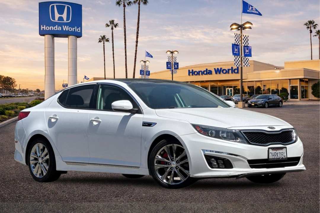 2015 Kia Optima SXL - Image 2