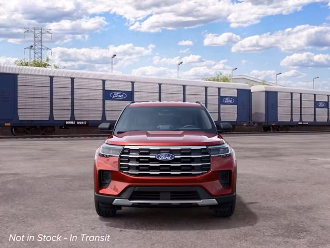 2027 Ford Explorer Active - Image 3