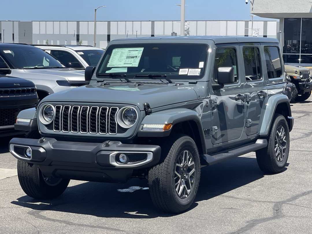 2026 Jeep Wrangler Sahara - Image 3