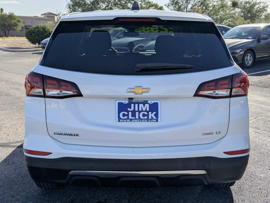 2023 Chevrolet Equinox LT - Image 3