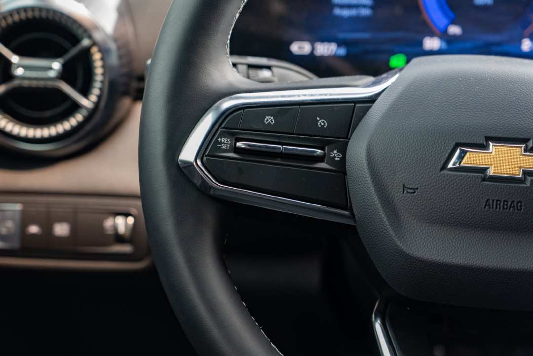 2025 Chevrolet Blazer EV LT - Photo 15