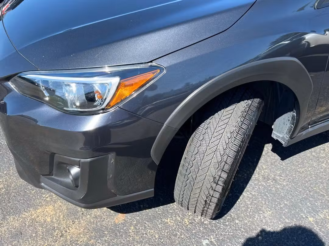 2019 Subaru Crosstrek 2.0i Premium - Image 3