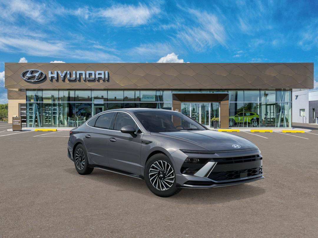 2026 Hyundai Sonata Hybrid SEL - Image 2