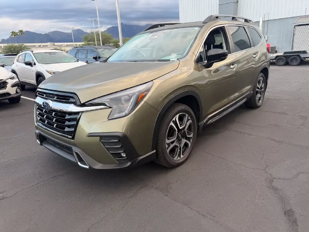 2025 Subaru Ascent Touring - Image 3