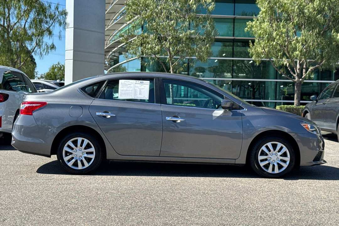 2019 Nissan Sentra S - Image 3