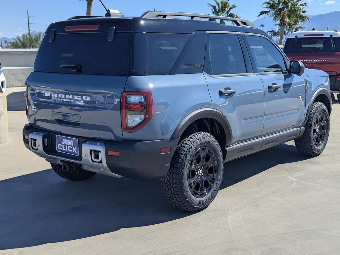 2026 Ford Bronco Sport Outer Banks - Image 2