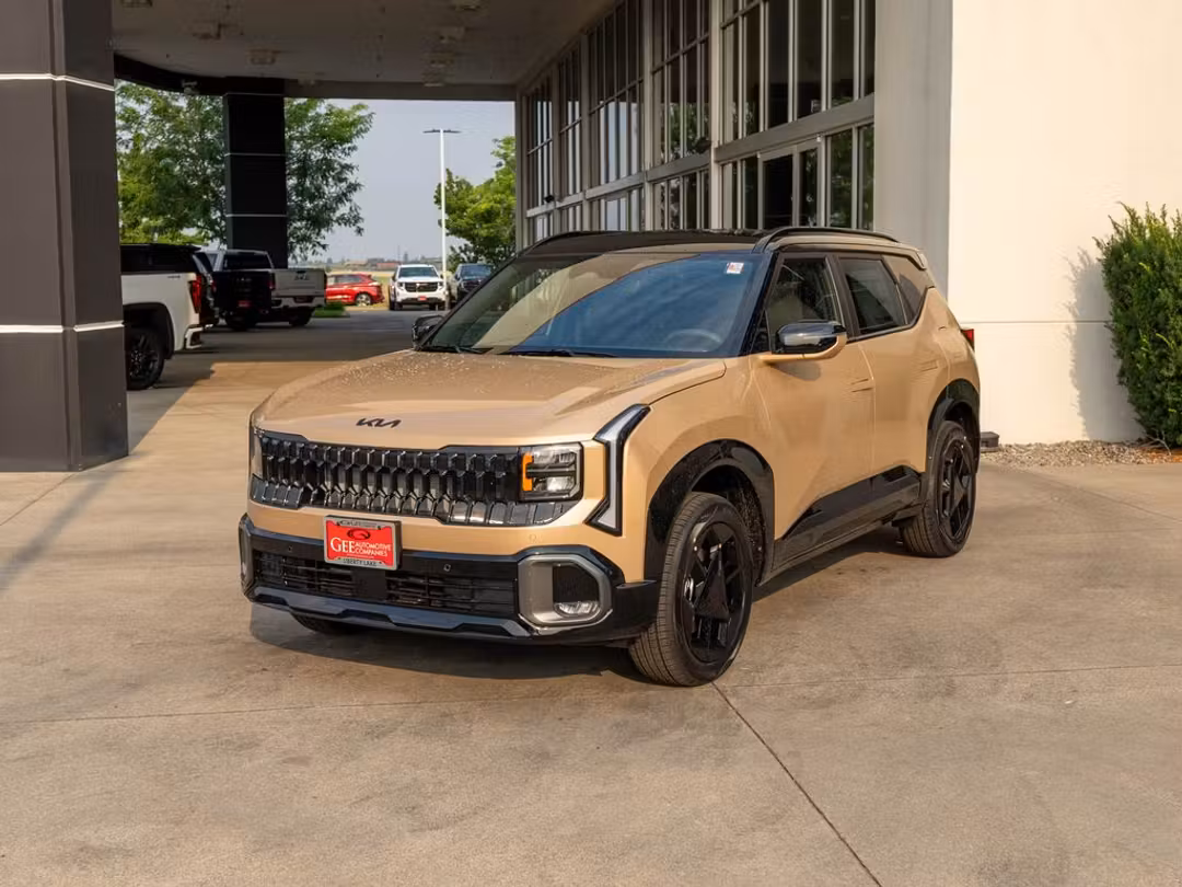 2027 Kia Seltos XLine S - Image 3