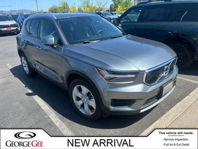 2019 Volvo Xc40 Momentum