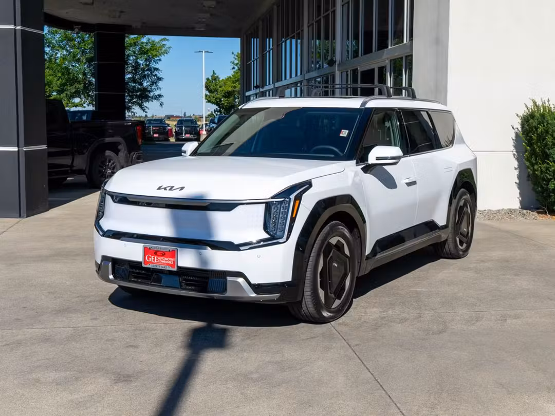 2026 Kia Ev9 Land - Image 3