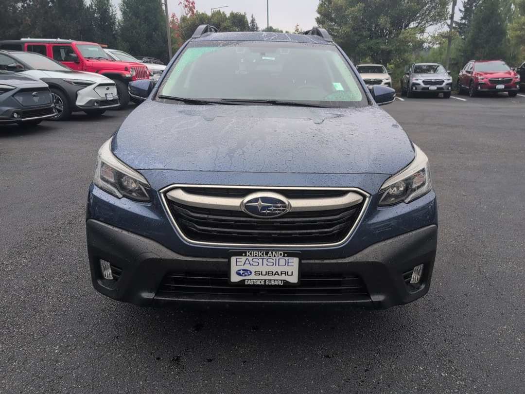 2021 Subaru Outback Premium - Image 2