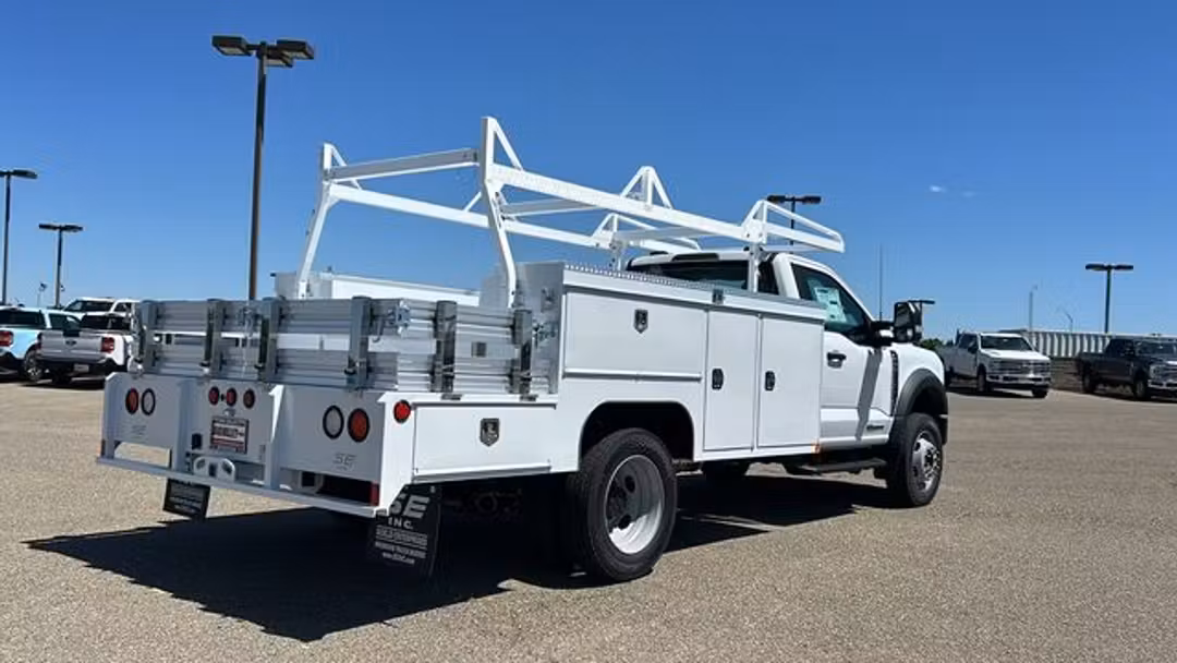 2026 Ford F-550Sd XL - Image 3
