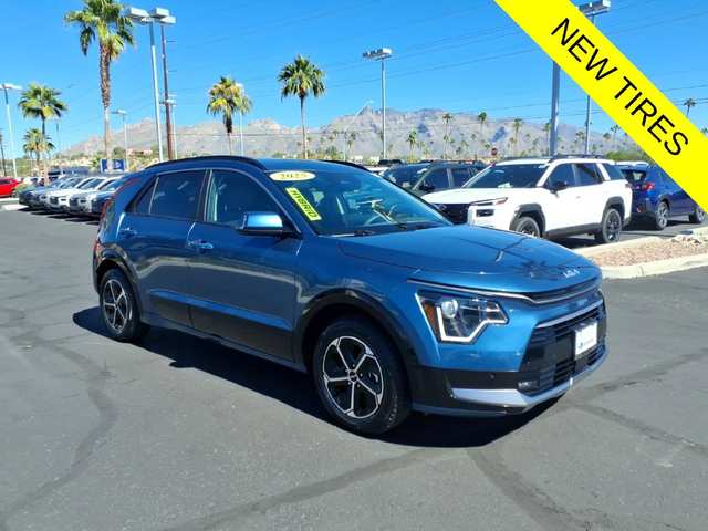 2025 Kia Niro SX