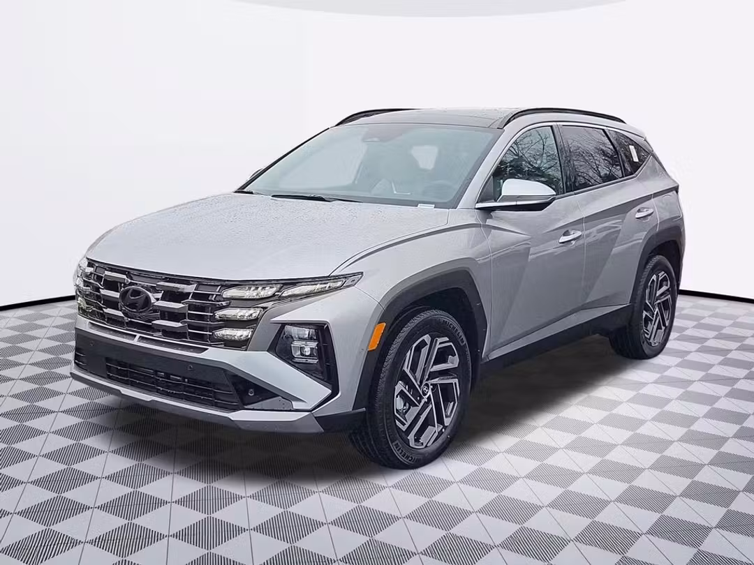 2026 Hyundai Tucson Hybrid Limited - Image 2