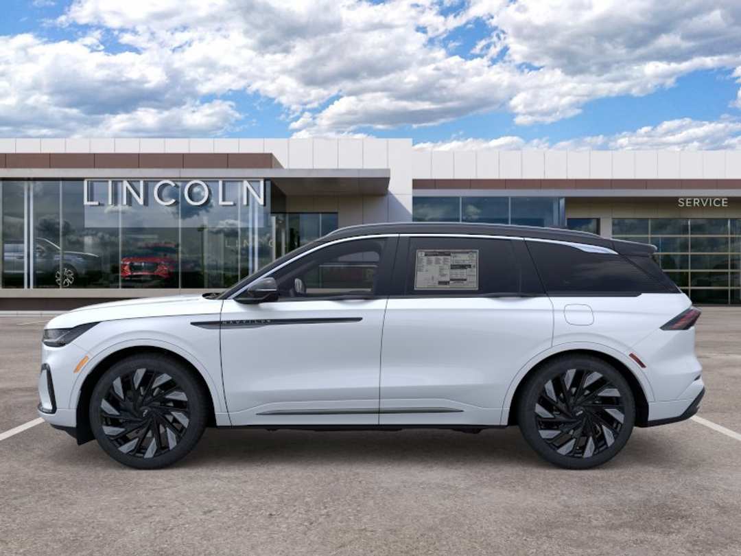 2026 Lincoln Nautilus Black Label - Image 3