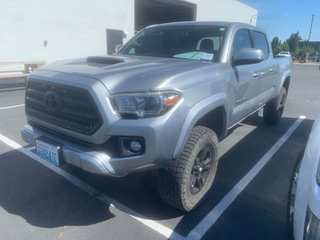 2017 Toyota Tacoma TRD Sport