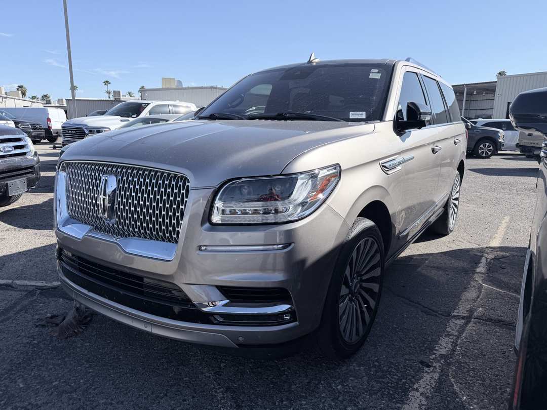 2020 Lincoln Navigator Reserve - Image 2