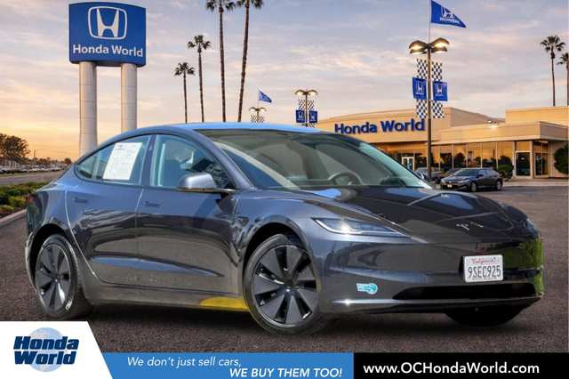 2025 Tesla Model 3 Long Range