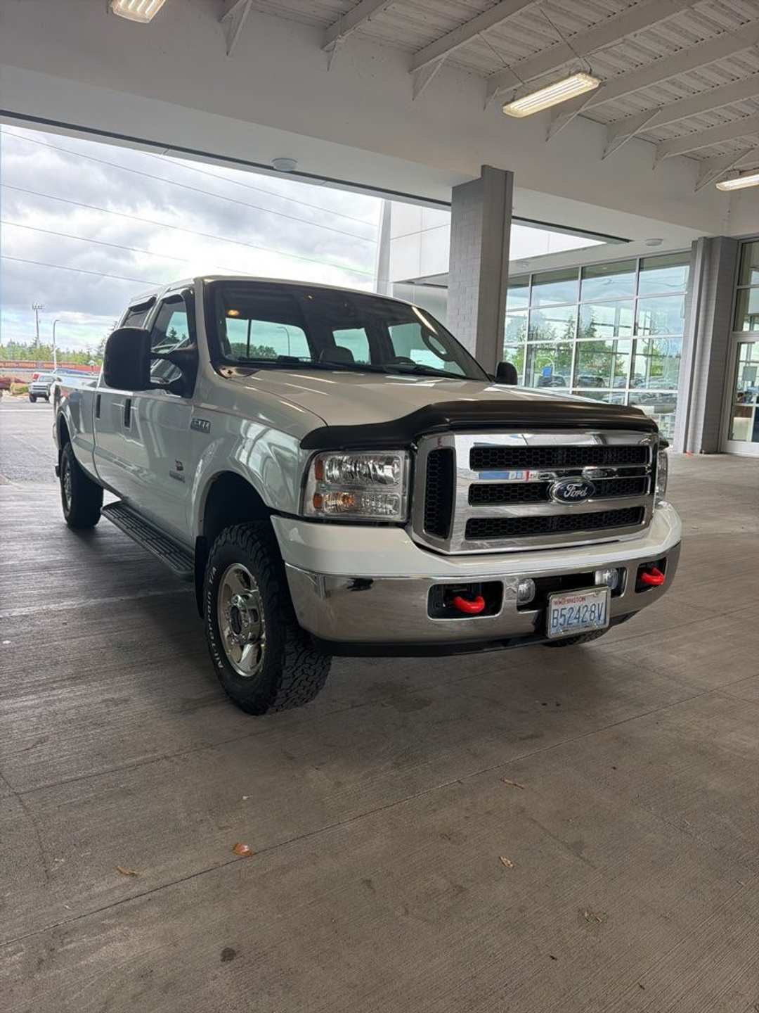 2005 Ford F-250Sd Lariat - Image 2