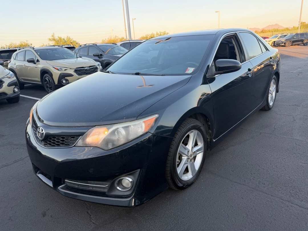 2013 Toyota Camry SE - Image 3