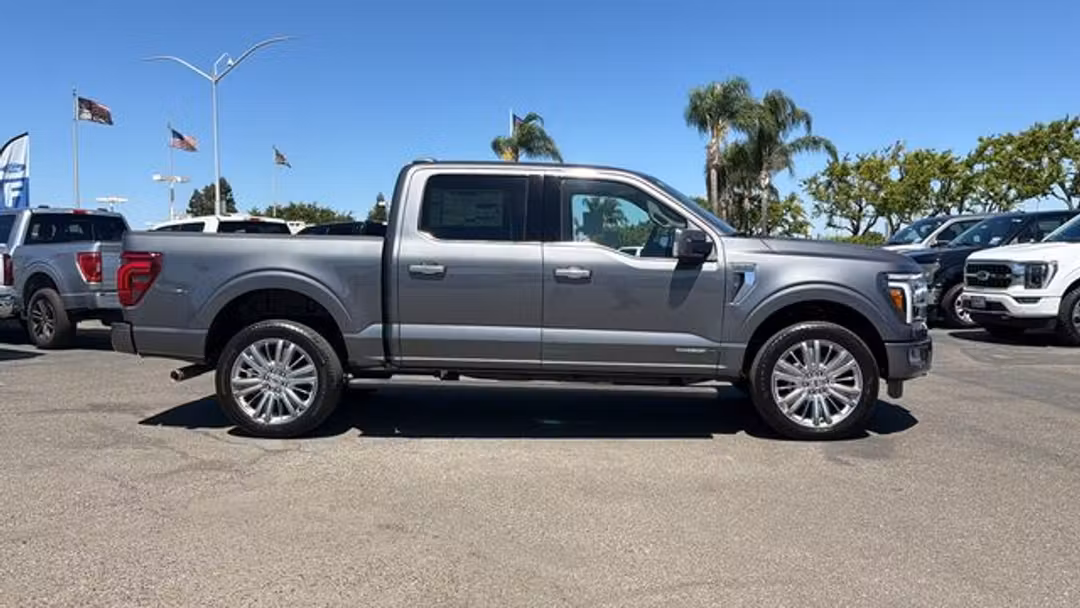 2026 Ford F-150 Platinum - Image 2