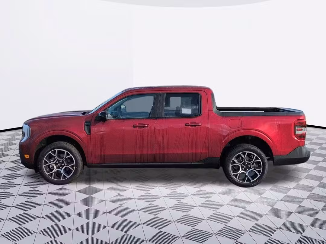2026 Ford Maverick Lariat - Image 2