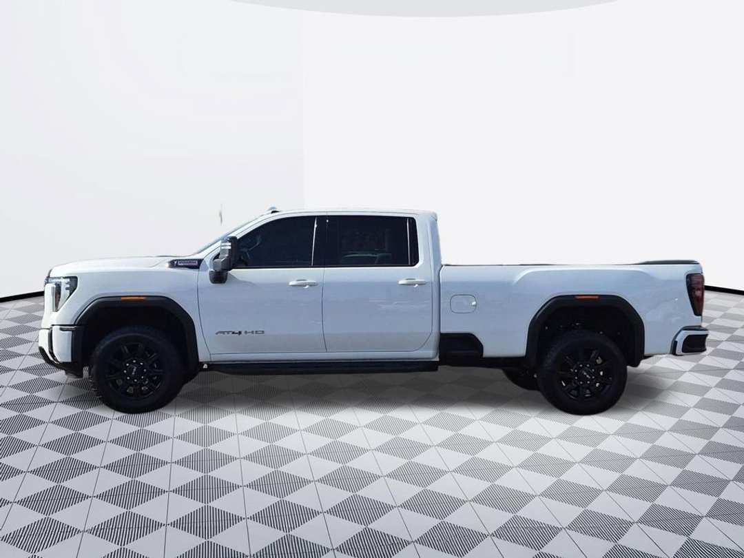 2024 GMC Sierra 3500Hd AT4 - Image 3