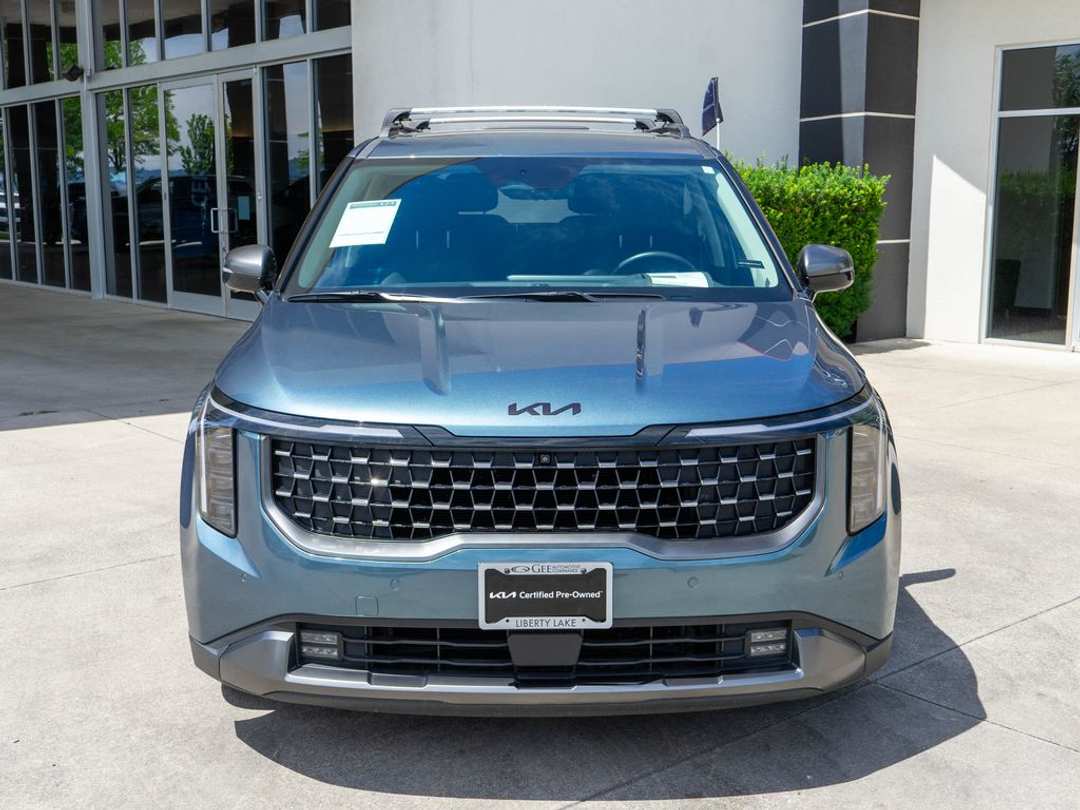 2025 Kia Carnival SX Prestige - Image 2