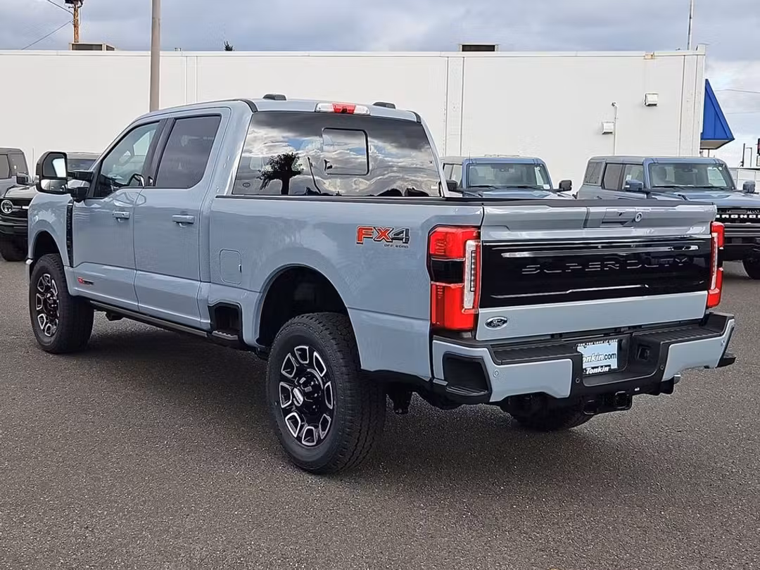 2026 Ford F-250Sd Platinum - Image 3