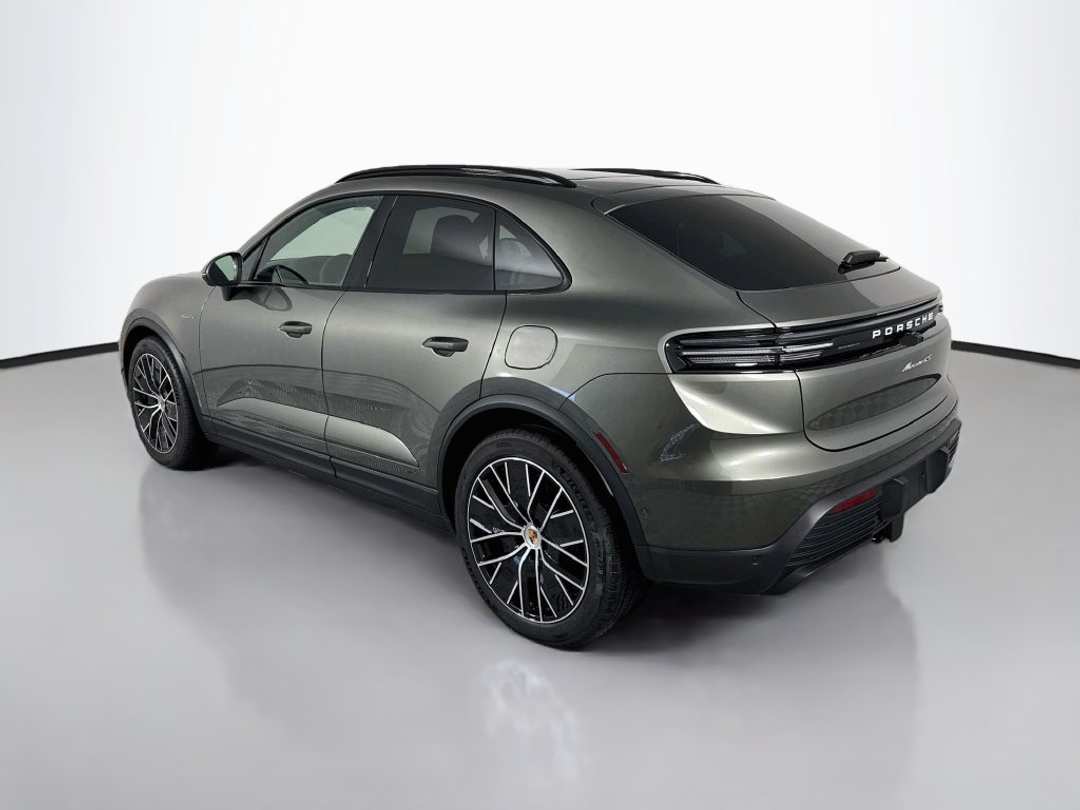 2026 Porsche Macan 4S - Image 3