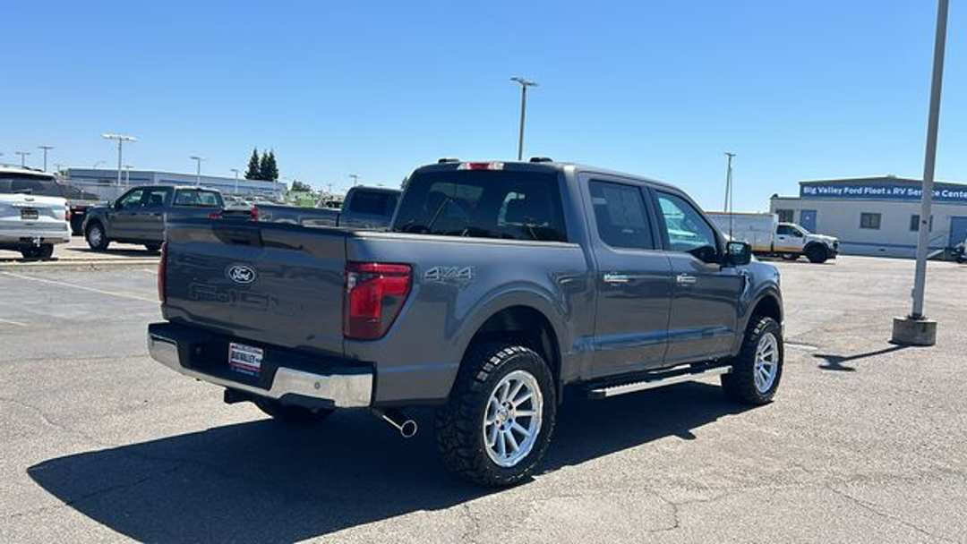 2025 Ford F-150 XLT - Image 3