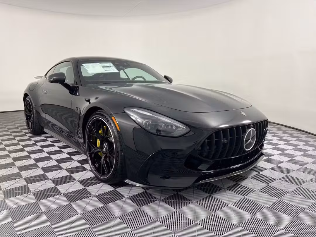 2026 Mercedes-Benz AMG Gt 63 - Image 2