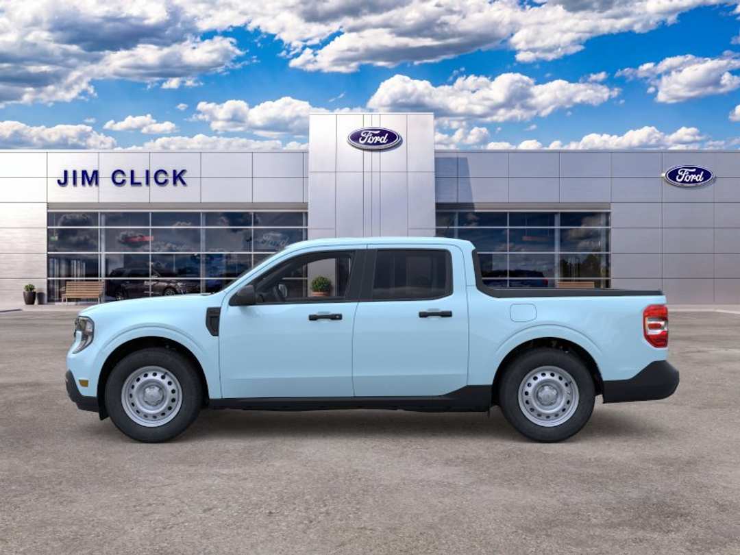 2026 Ford Maverick XL - Image 3