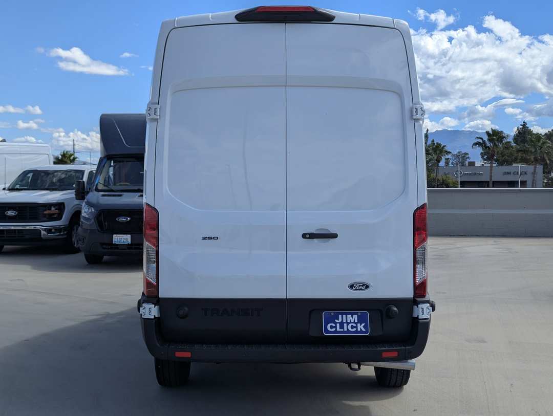 2027 Ford Transit Cargo - Image 3