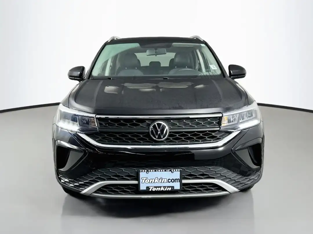 2022 Volkswagen Taos 1.5T SE - Image 3