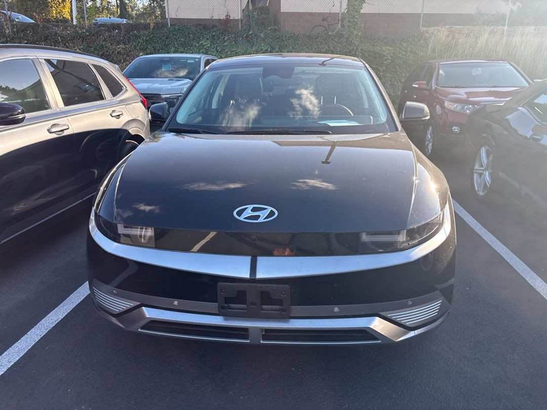 2024 Hyundai Ioniq 5 Limited - Image 2