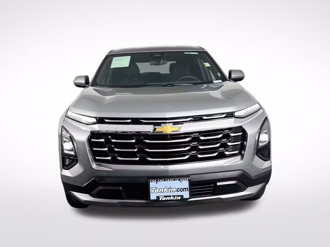 2025 Chevrolet Equinox LT - Image 2