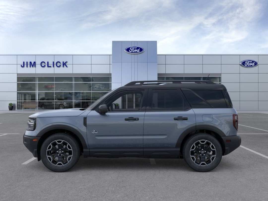 2026 Ford Bronco Sport Outer Banks - Image 3