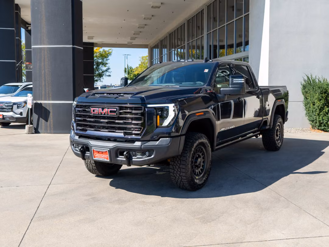2026 GMC Sierra 2500Hd AT4X - Image 3
