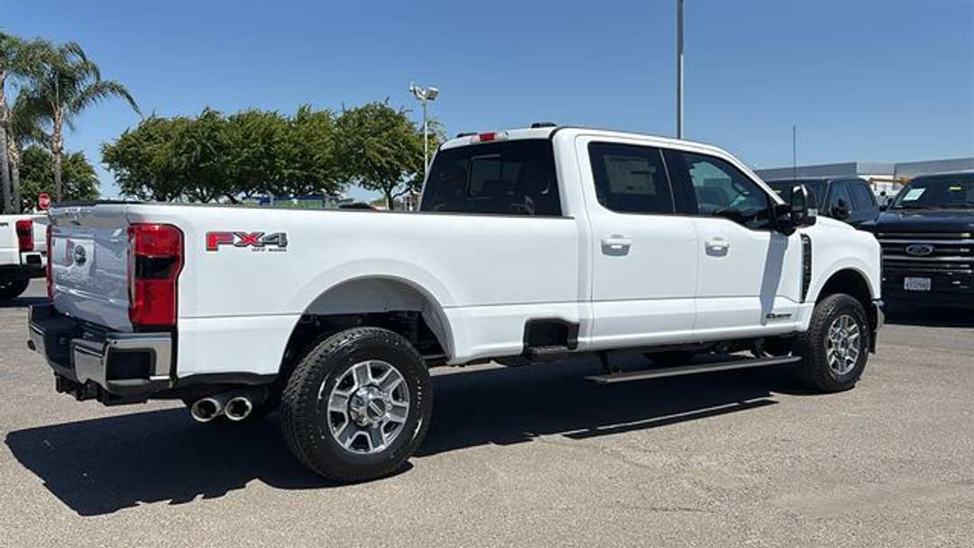 2026 Ford F-250Sd Lariat - Image 3